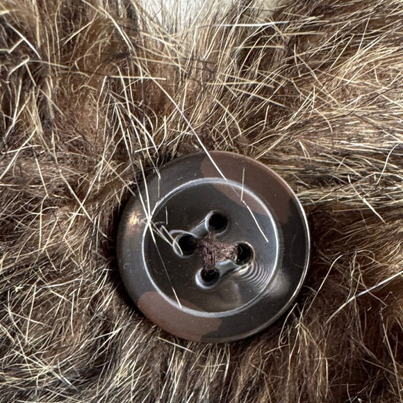 Elegant Faux Fur Shawl in Brown - Picture 7 of 12